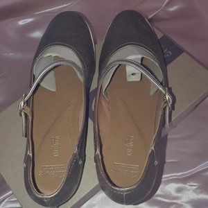 Pre-owned CLARKS for woman